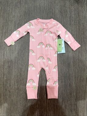 NWT size 0-3 months Monica + Andy Pink Rainbow Zip Footie